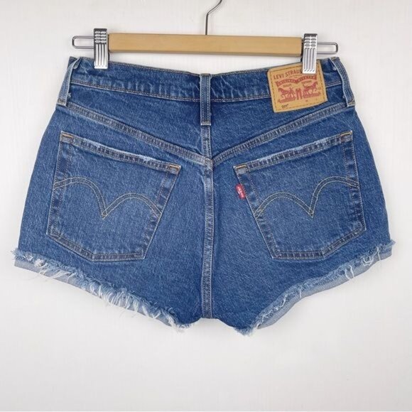 Levi's 501 High waisted Raw hem cut out Shorts size 27 - Picture 3 of 7